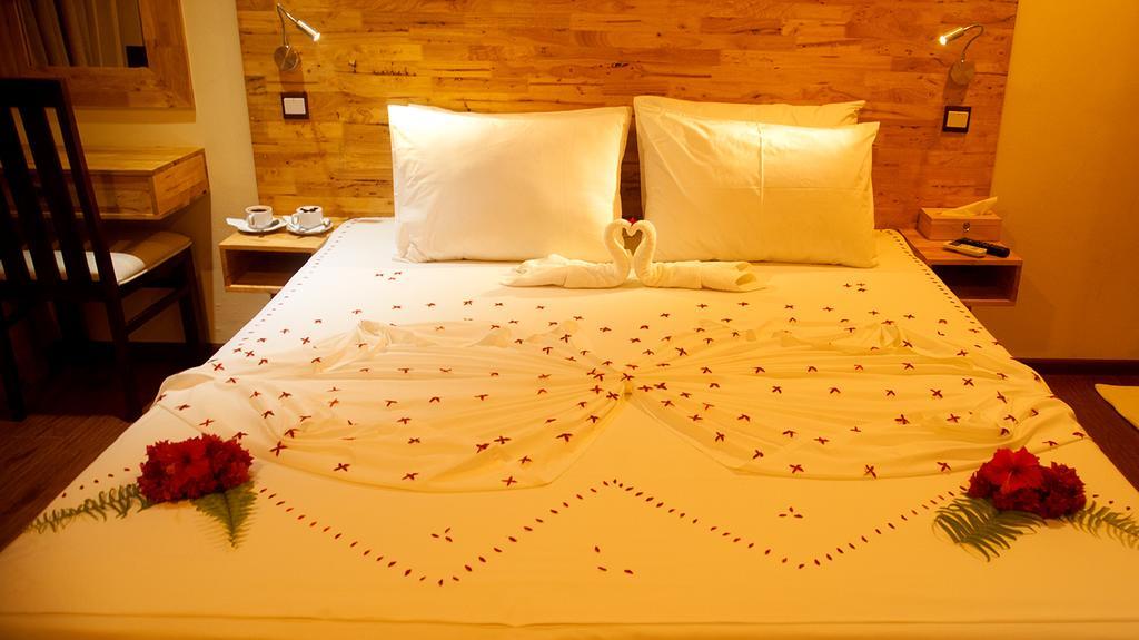 Narnia Maldives Hotel остров Маафуши Екстериор снимка