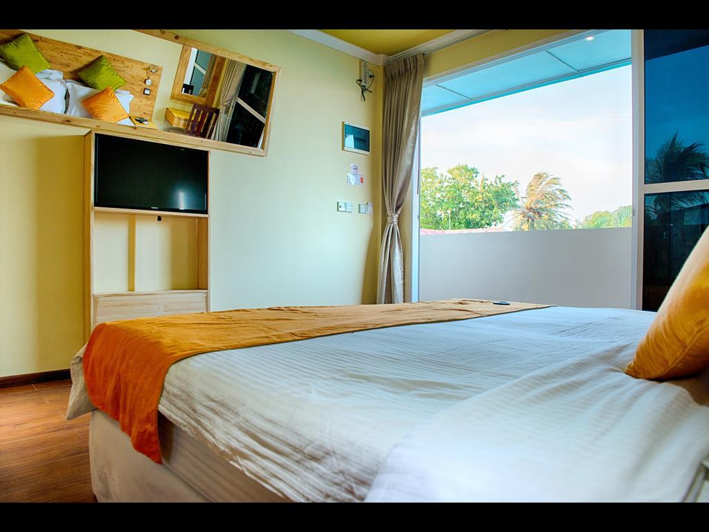 Narnia Maldives Hotel остров Маафуши Екстериор снимка