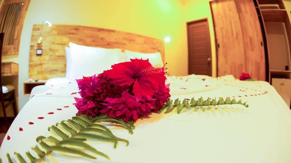Narnia Maldives Hotel остров Маафуши Екстериор снимка