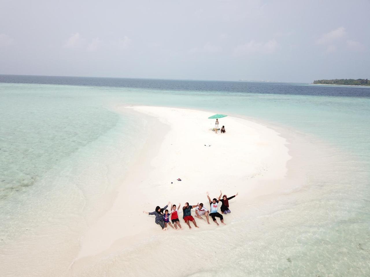 Narnia Maldives Hotel остров Маафуши Екстериор снимка